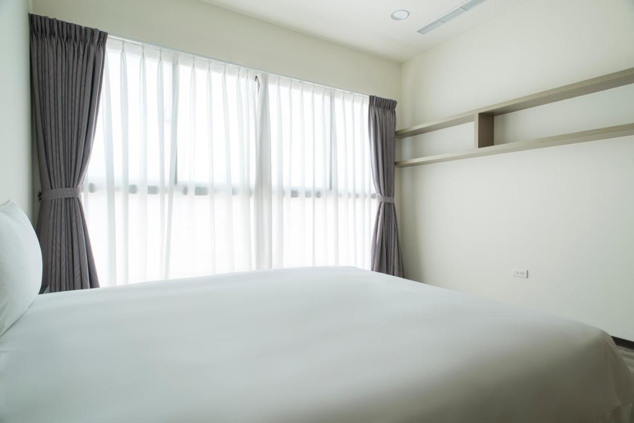 Whoops Hotel Taichung Exterior foto