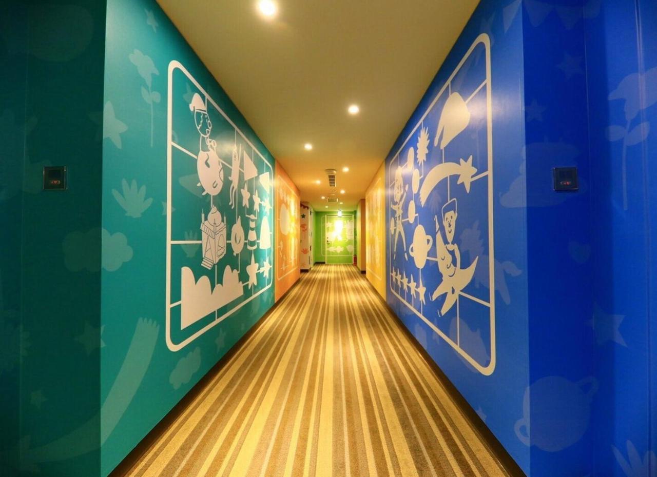 Whoops Hotel Taichung Exterior foto