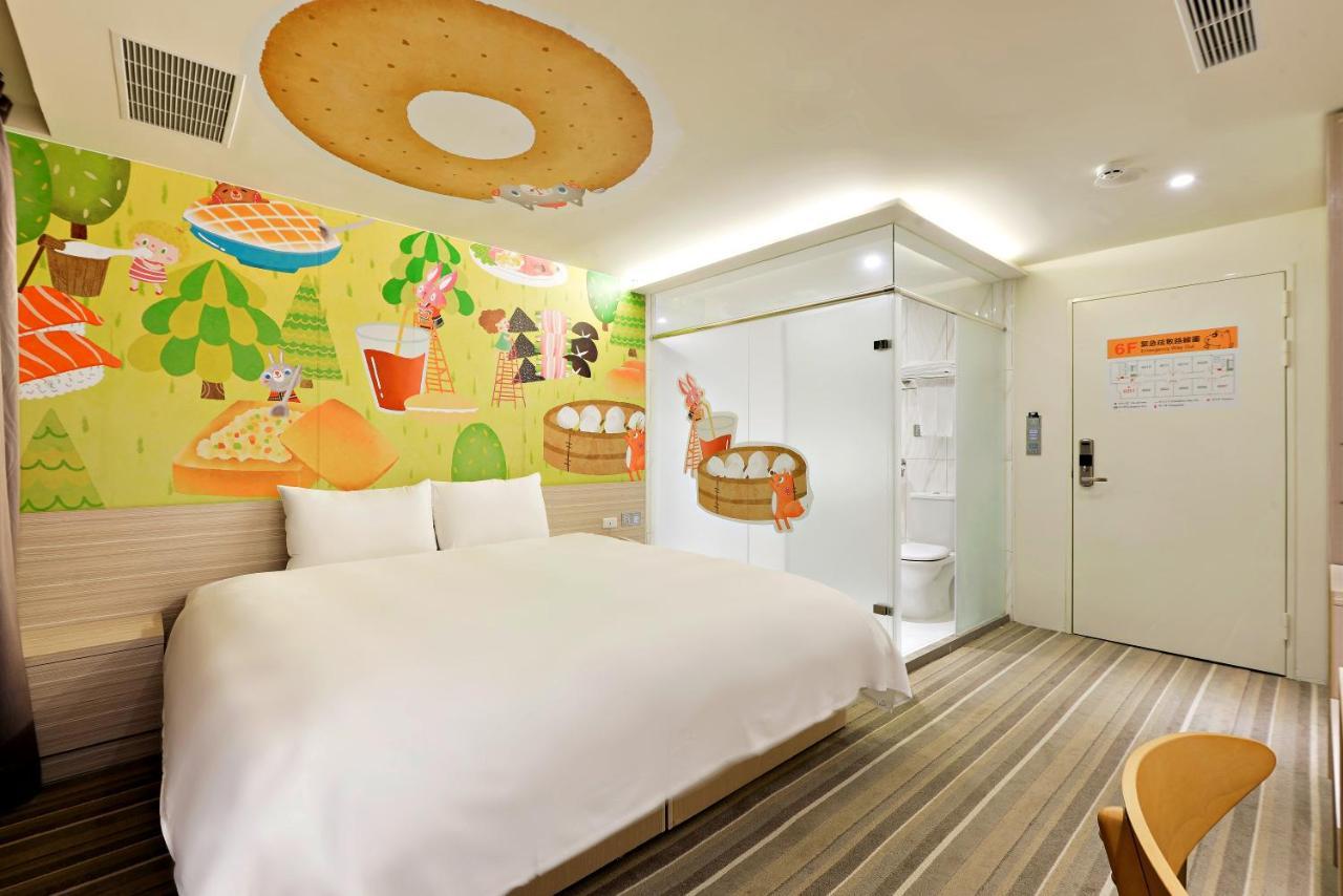 Whoops Hotel Taichung Exterior foto
